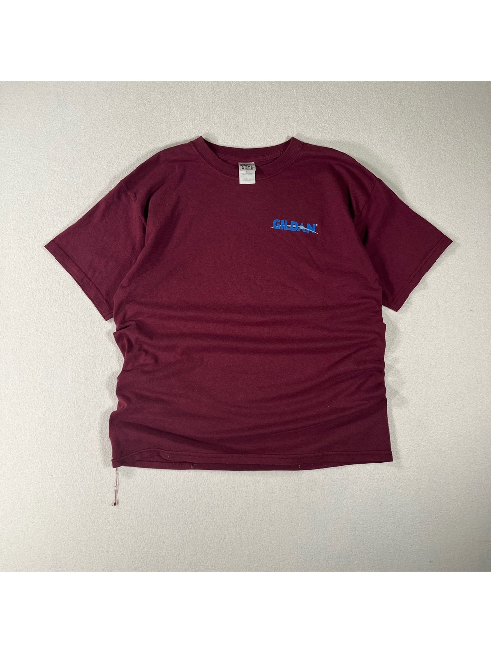 Vintage maroon “Gildan” logo on Gildan tee Size Large